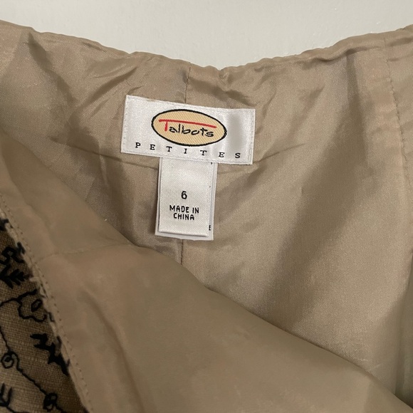 Vintage Embroidered Straight-Leg Cropped Pant - Picture 4 of 5